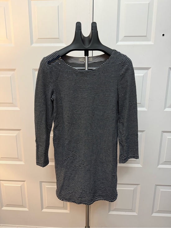 LOFT Dresses & Skirts - LOFT Navy and White Striped Knit Tunic